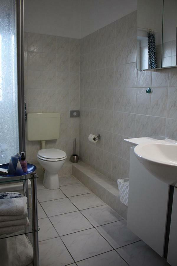 Von-Thuenen Apartment Schwerin  Bagian luar foto